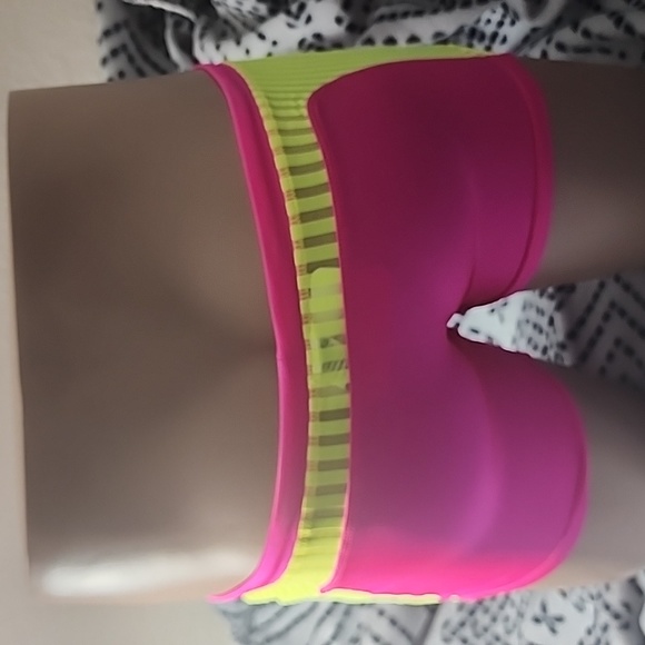 WANG JIANG Swim - Picture 2 of 3